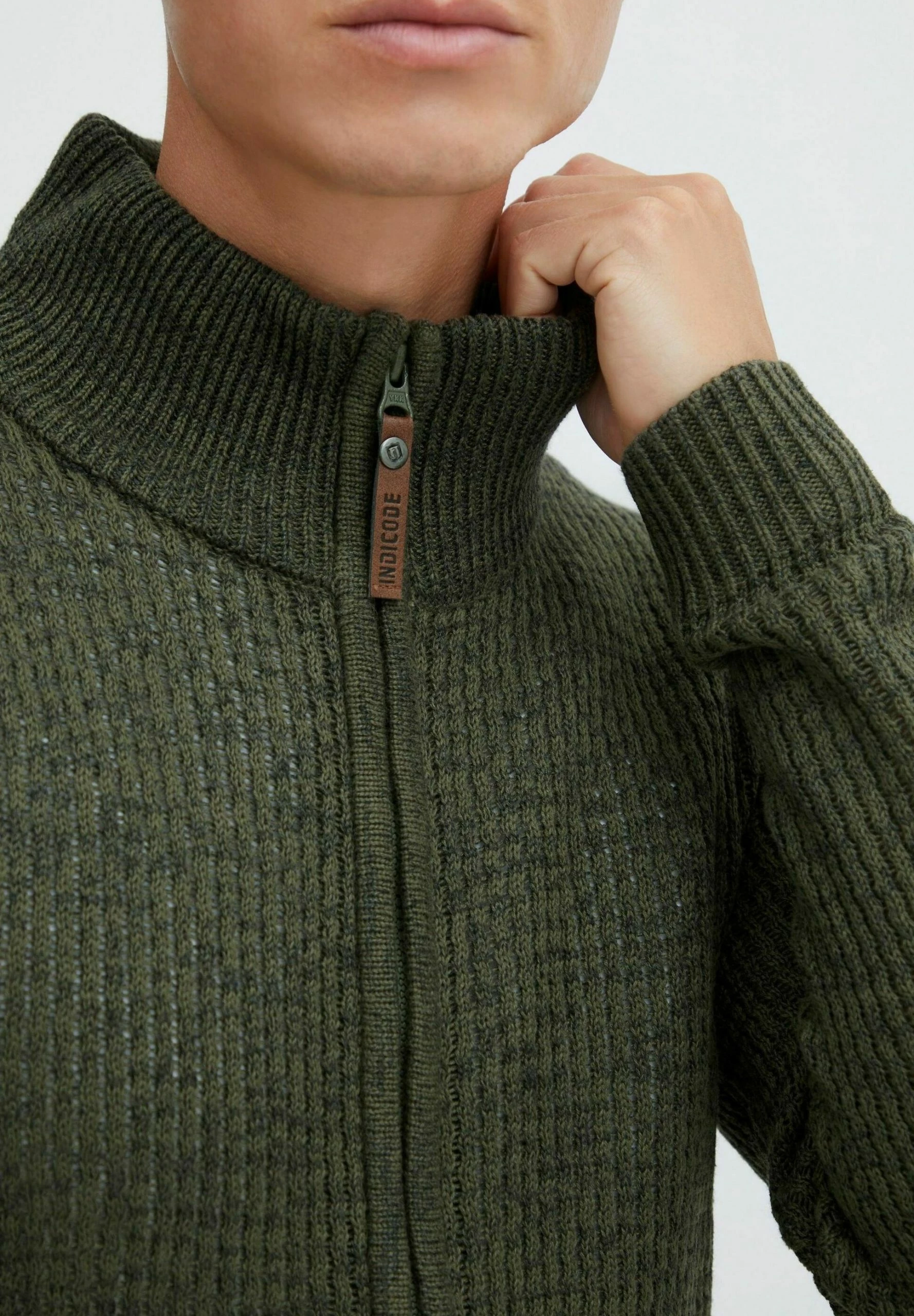 Indicode Jeans IDVALEGO - Kardigan - Army 4 Indicode Jeans IDVALEGO - Kardigan - Army - obrazek 4