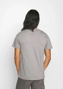 Indicode Jeans SILKEBORG - T-shirt Z Nadrukiem - Grey -Indicode Jeans Sklep 98b667e6862d40238c7afd345f4ec165 scaled